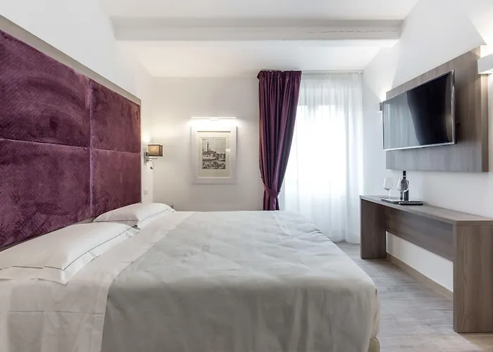 Apollo Guest House